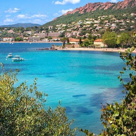 Studio 2 Neuf A 100M Des Plages Et De La Gare Saint-Raphaël المظهر الخارجي الصورة